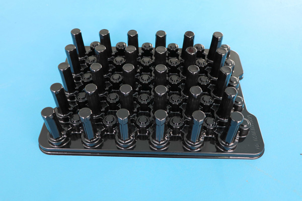 淮安(an)汽車零(ling)部件吸(xi)塑包裝(zhuang)-方立包(bao)裝-汽車(che)零部件(jian)吸塑包(bao)裝供應(ying)