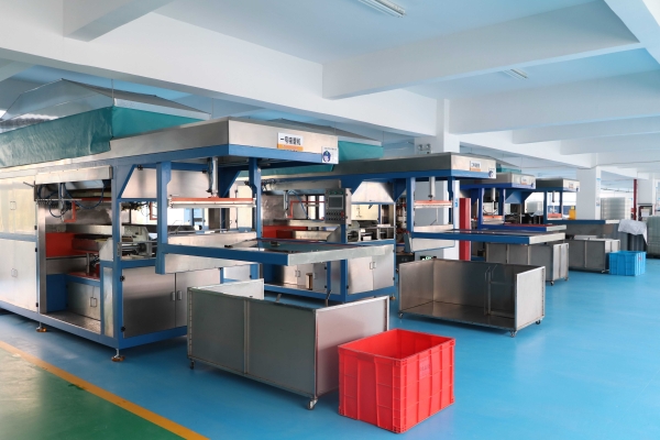 吸塑(su)包裝生産(chan)車間