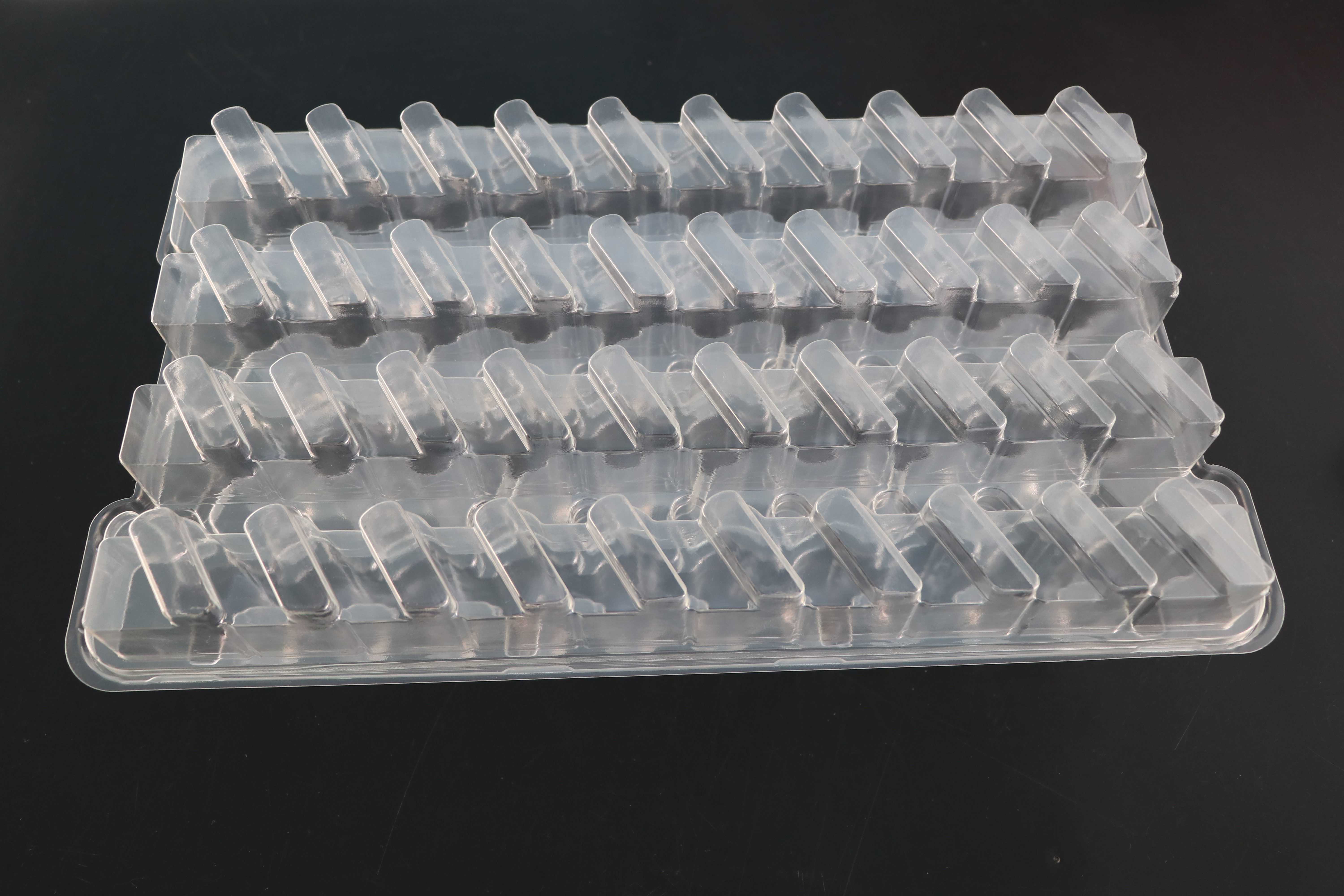 汽(qi)車零(ling)部件(jian)吸塑(su)包裝(zhuang)