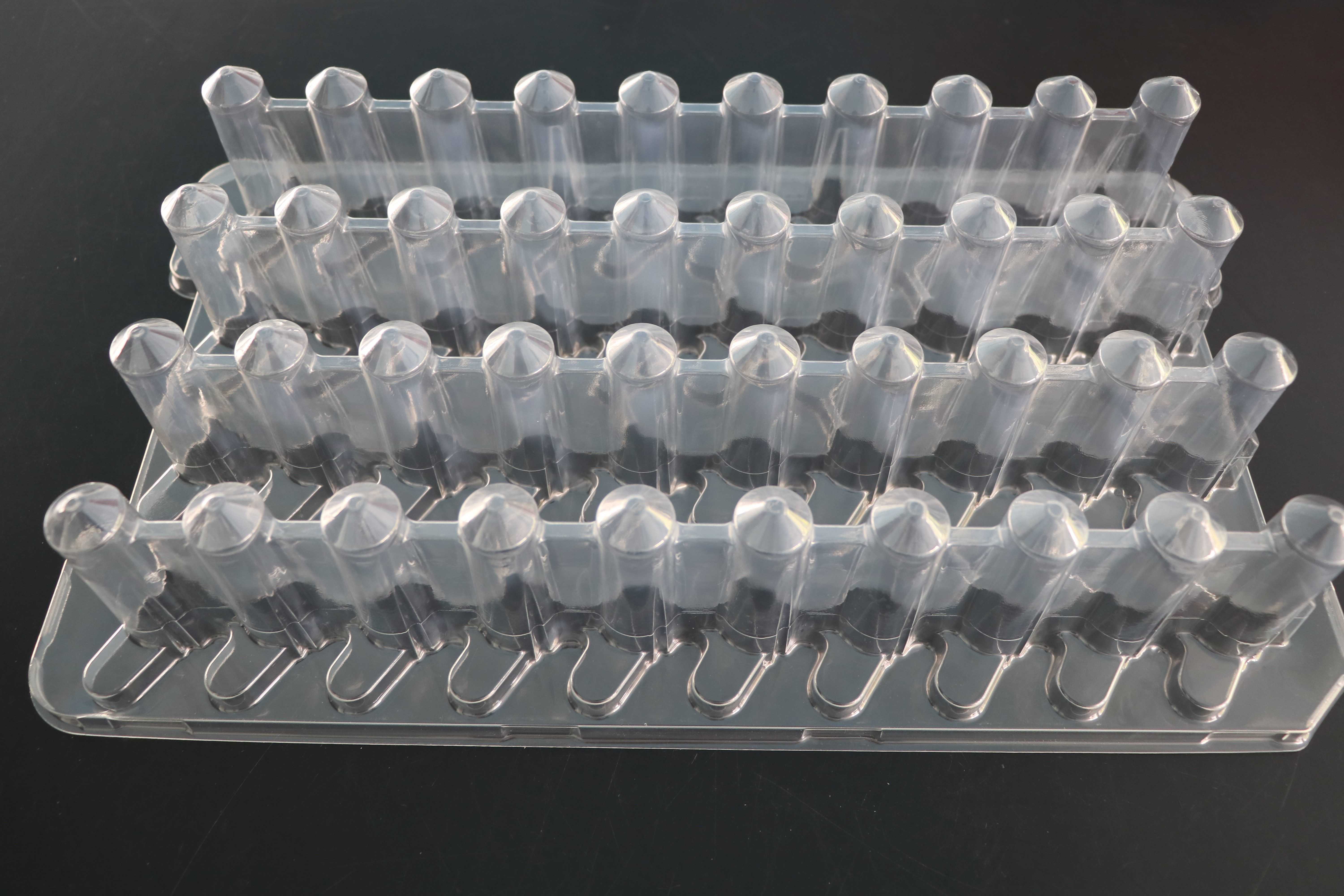 汽車零(ling)部件吸(xi)塑包裝(zhuang)